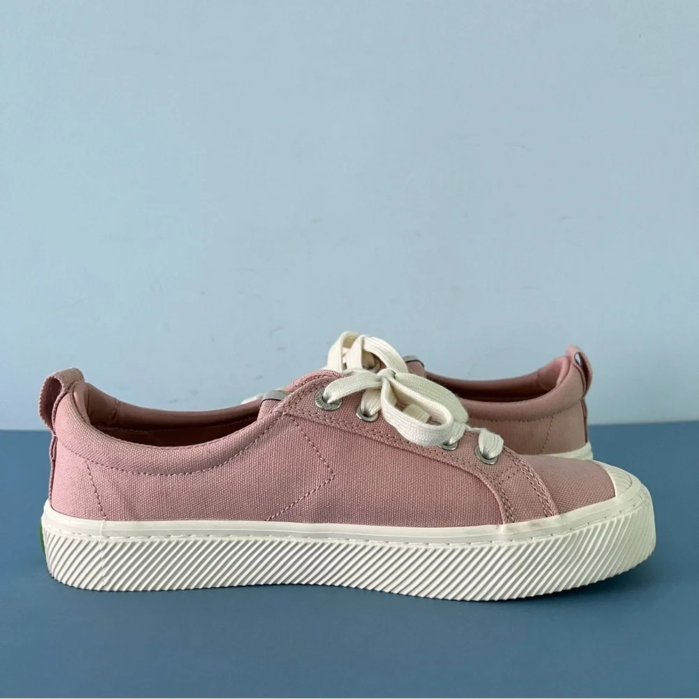 Cariuma OCA Low Rose Pink Canvas Lace Up‎ Sneakers
